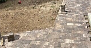 Профессиональная укладка тротуарной плитки на клей в Йошкаре-Ола в октябре